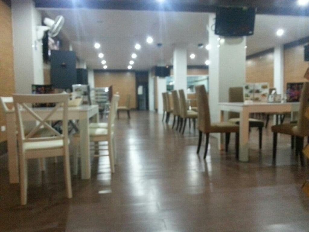 Dacha Beach Aparthotel Патая Екстериор снимка